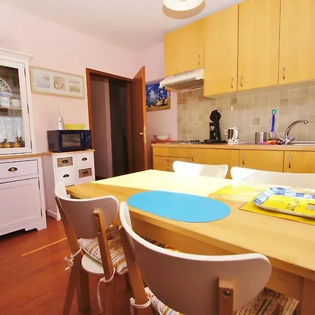 公寓 Strandhausvilla 8 *